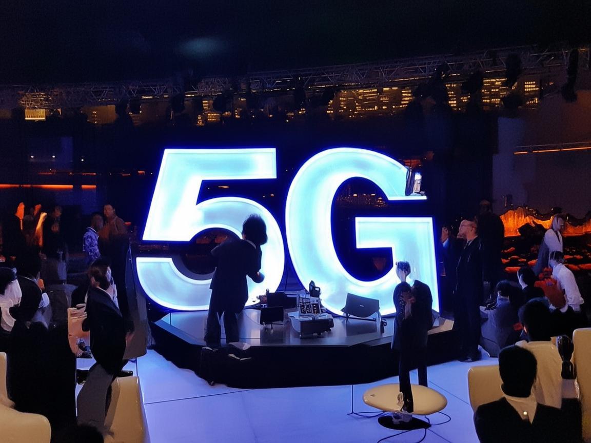 5G时代下的智趣摆件，如何利用低延迟特性打造未来家居新风尚？